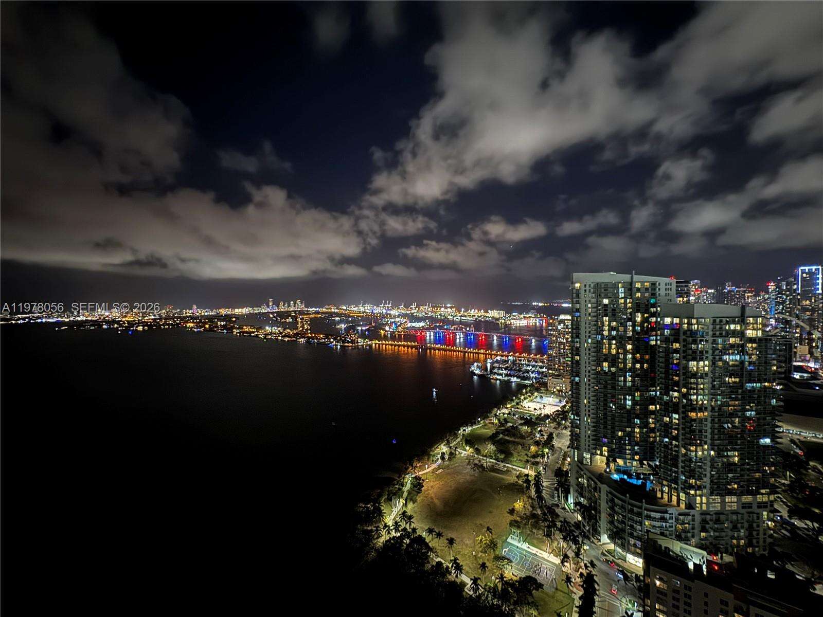 PARAMOUNT BAY - 2020 Bayshore Dr, Miami, FL 33137 | Picture 34