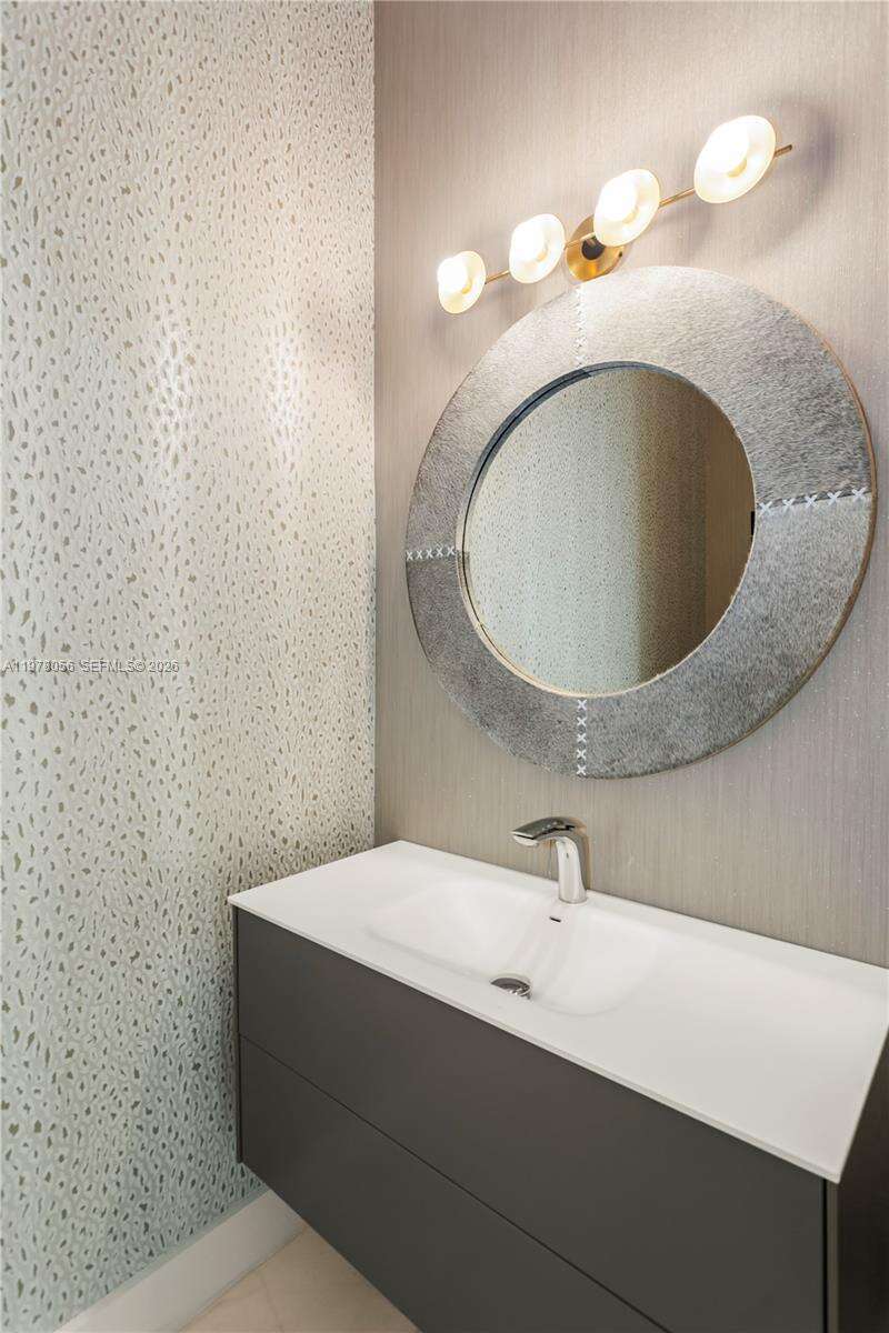 PARAMOUNT BAY - 2020 Bayshore Dr, Miami, FL 33137 | Picture 58