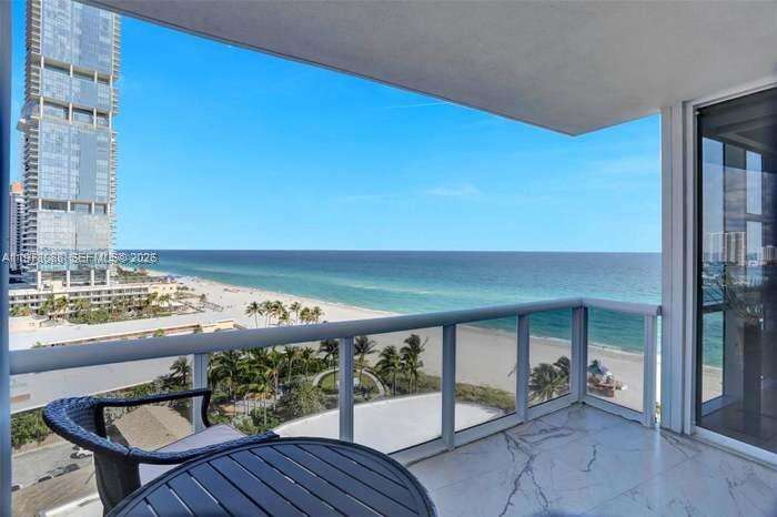 Trump Royale at 18201 Collins Ave, Sunny Isles Beach, FL 33160 - For Sale photo 2