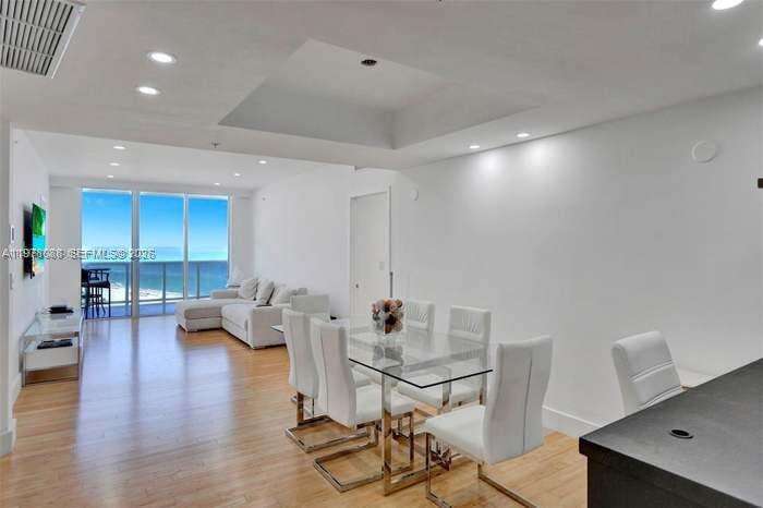 Trump Royale at 18201 Collins Ave, Sunny Isles Beach, FL 33160 - For Sale photo 11
