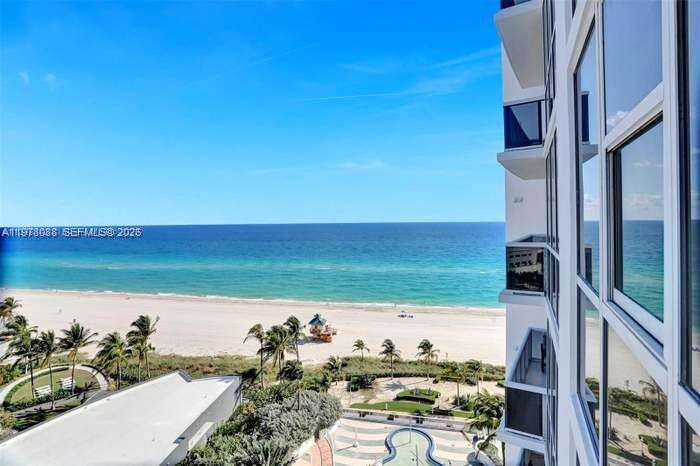 Trump Royale at 18201 Collins Ave, Sunny Isles Beach, FL 33160 - For Sale photo 3