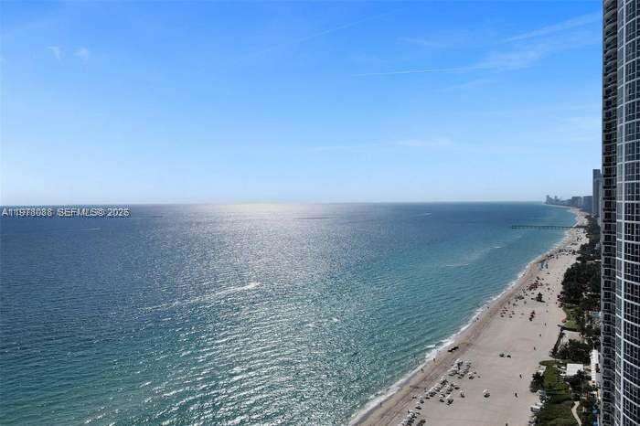 Trump Royale at 18201 Collins Ave, Sunny Isles Beach, FL 33160 - For Sale photo 24