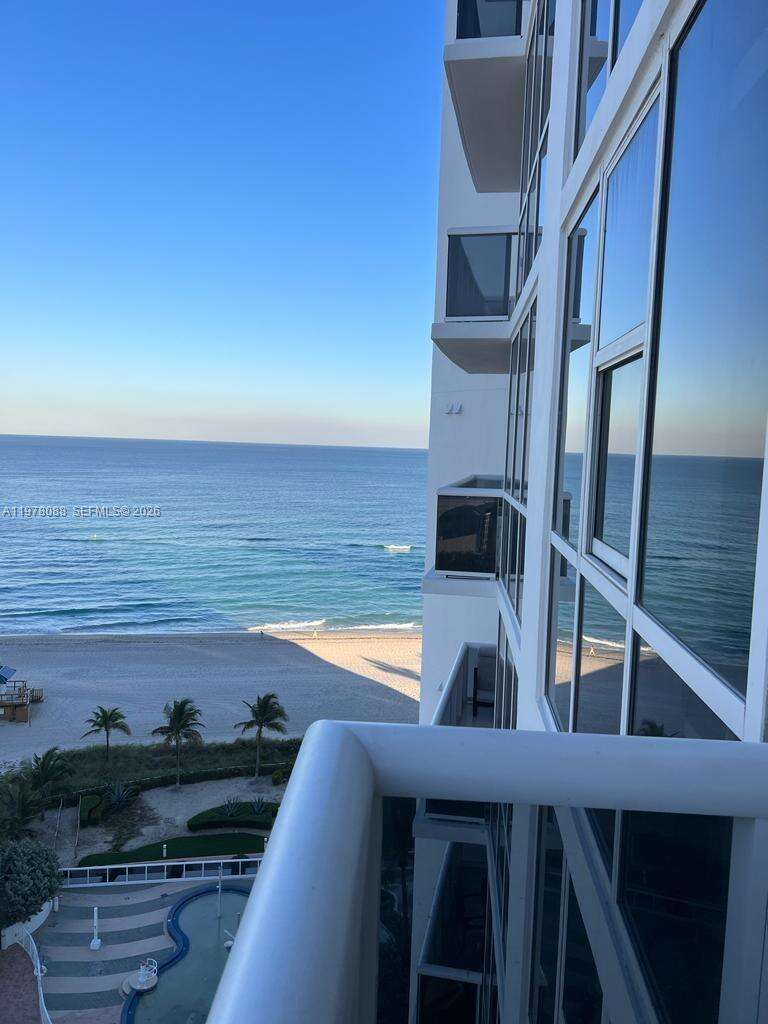 Trump Royale at 18201 Collins Ave, Sunny Isles Beach, FL 33160 - For Sale photo 28
