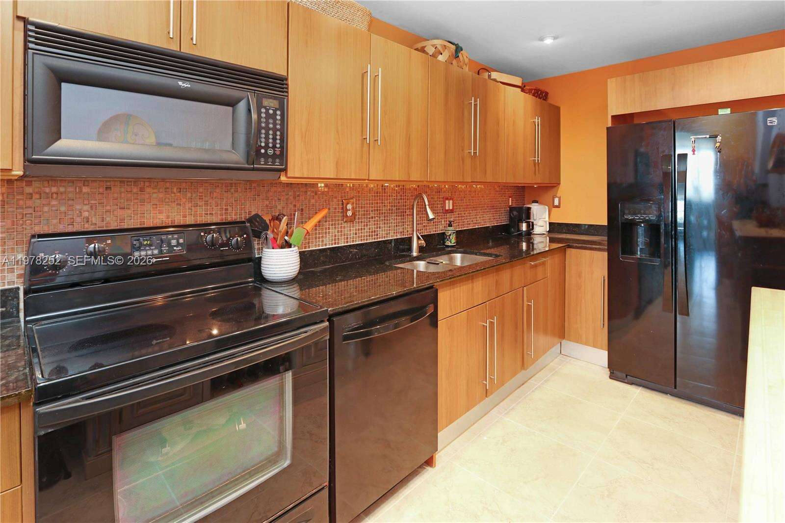 The Residences at 3001 Ocean Dr, Hollywood, FL 33019 - For Sale photo 10