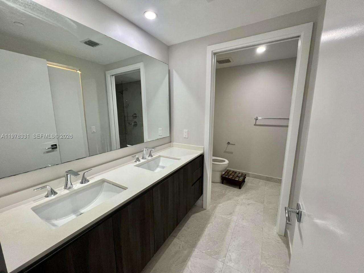 Aria On The Bay at 488 18 St, Miami, FL 33132 - For Sale photo 7