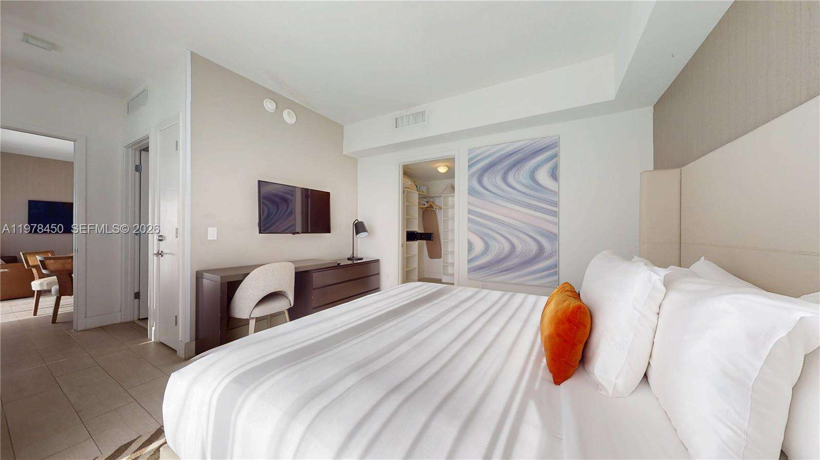 Hyde Beach House at 4010 Ocean Dr, Hollywood, FL 33019 - For Sale photo 14