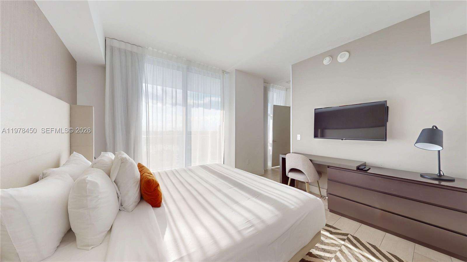 Hyde Beach House at 4010 Ocean Dr, Hollywood, FL 33019 - For Sale photo 16