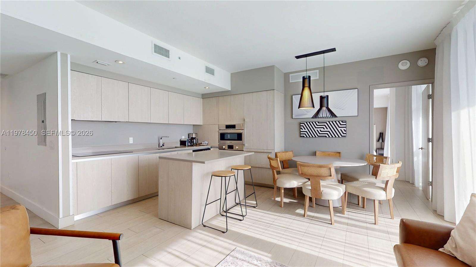 Hyde Beach House at 4010 Ocean Dr, Hollywood, FL 33019 - For Sale photo 5