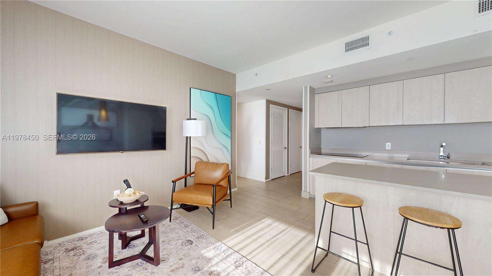 Hyde Beach House at 4010 Ocean Dr, Hollywood, FL 33019 - For Sale photo 6
