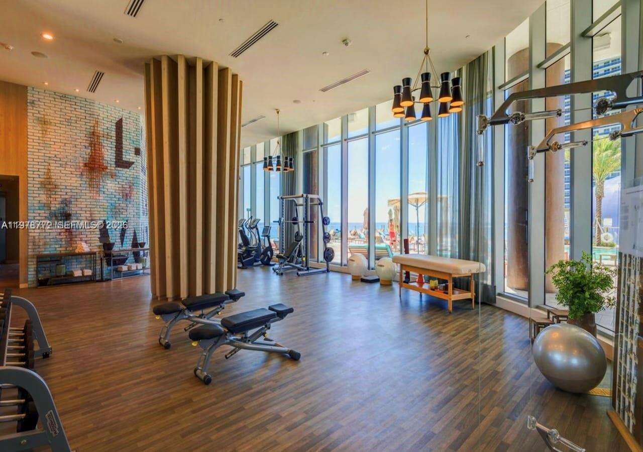Hyde Resort at 4111 Ocean Dr, Hollywood, FL 33019 - For Sale photo 13