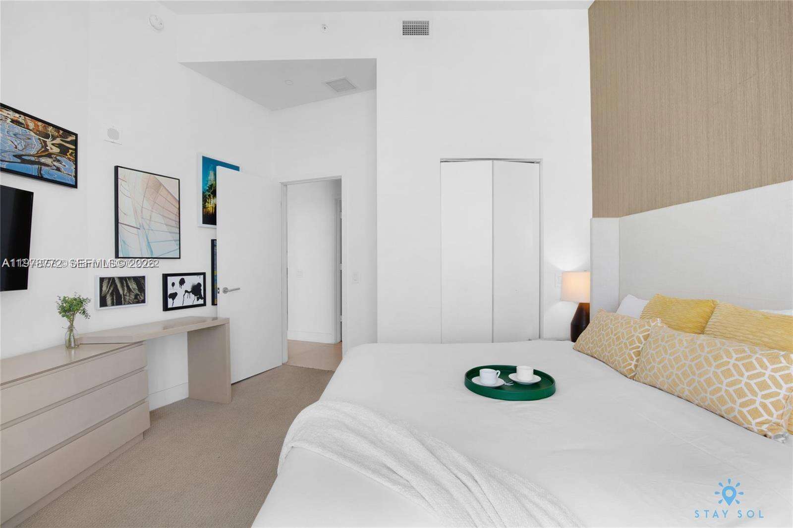 Hyde Resort at 4111 Ocean Dr, Hollywood, FL 33019 - For Sale photo 3