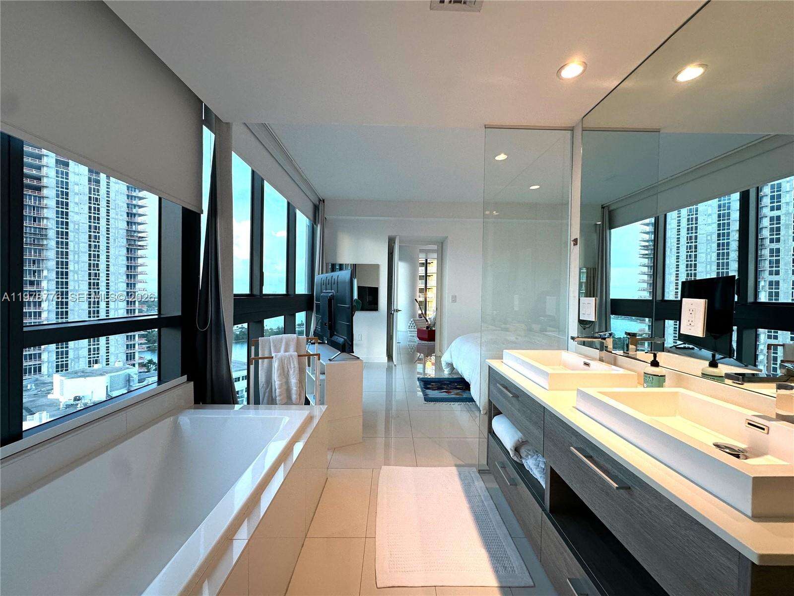 Paraiso Bay at 650 32 St, Miami, FL 33137 - For Sale photo 12