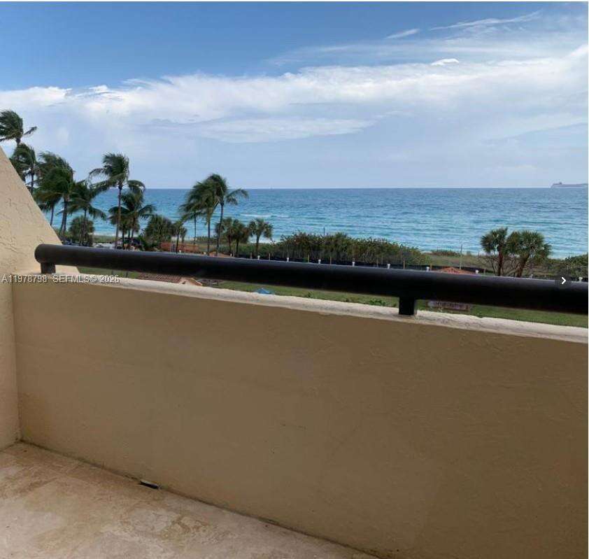 Club Atlantis at 2555 Collins Ave, Miami Beach, FL 33140 - For Sale photo 13
