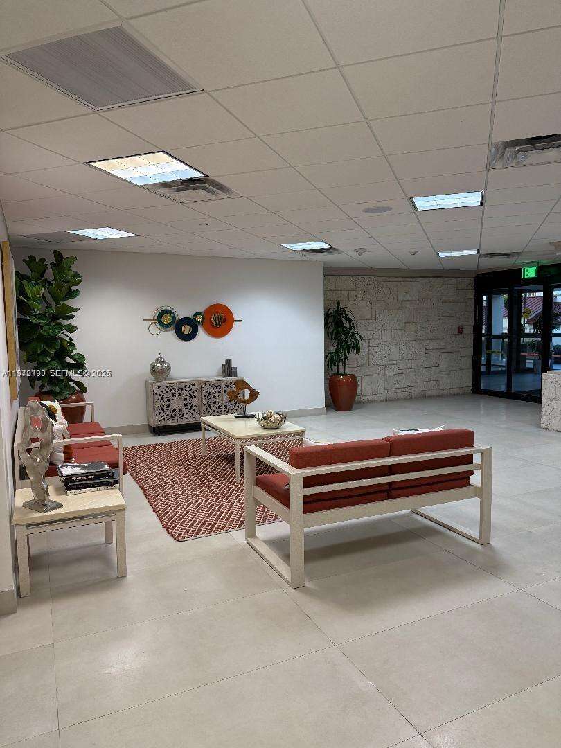 Club Atlantis at 2555 Collins Ave, Miami Beach, FL 33140 - For Sale photo 22