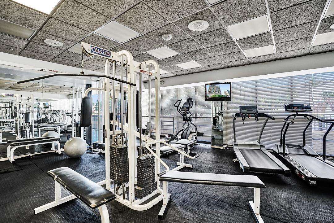 Club Atlantis at 2555 Collins Ave, Miami Beach, FL 33140 - For Sale photo 23