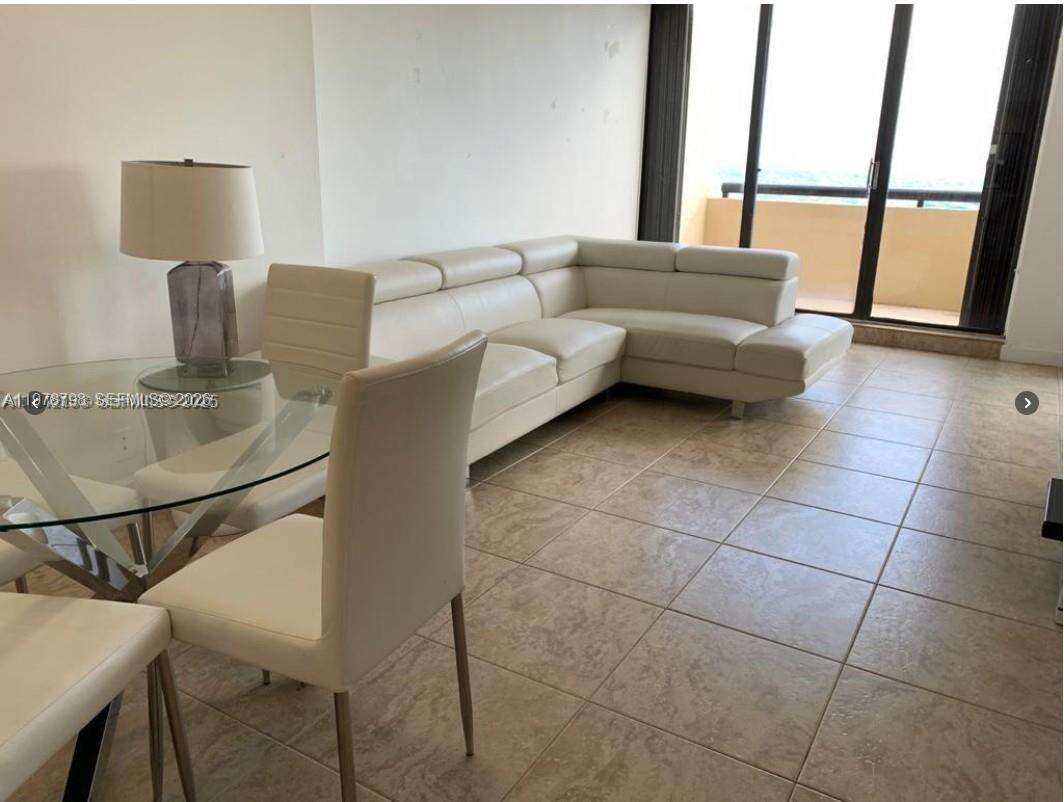 Club Atlantis at 2555 Collins Ave, Miami Beach, FL 33140 - For Sale photo 9