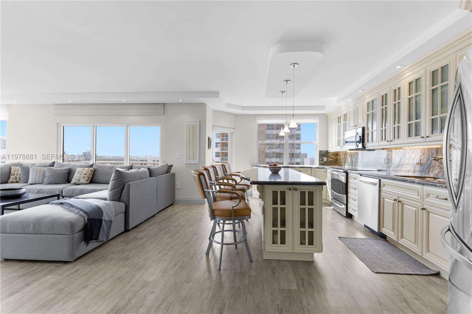 The Hemispheres at 1980 Ocean Dr, Hallandale Beach, FL 33009 - For Sale photo 16