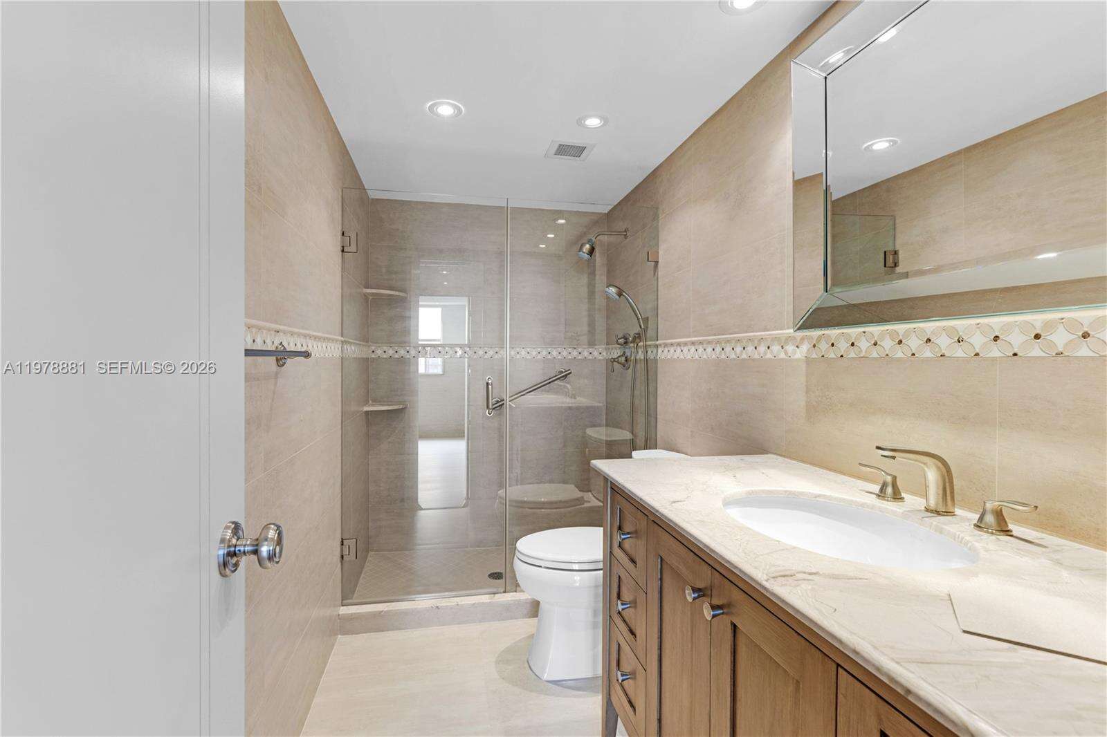 The Hemispheres at 1980 Ocean Dr, Hallandale Beach, FL 33009 - For Sale photo 42