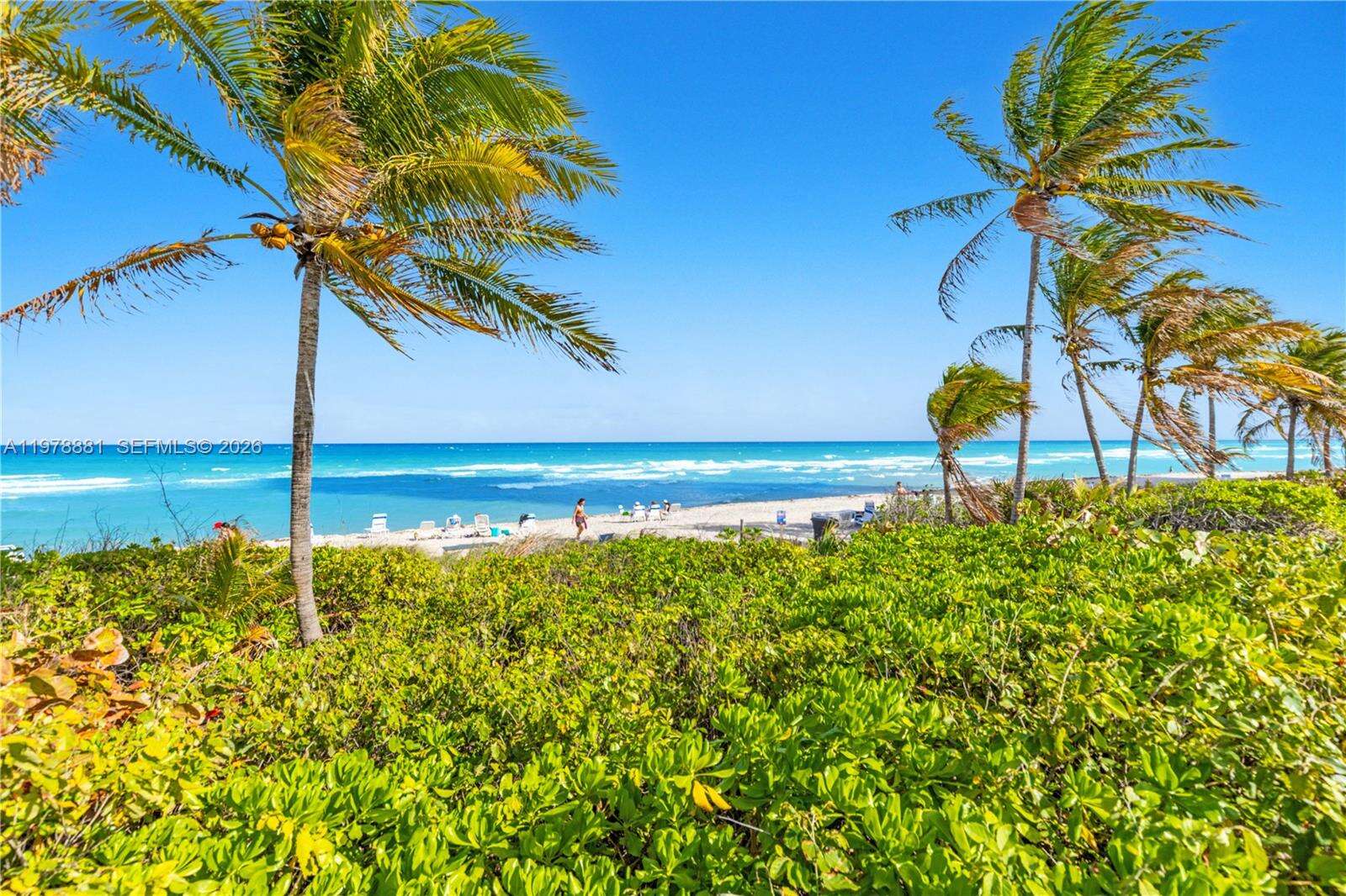 The Hemispheres at 1980 Ocean Dr, Hallandale Beach, FL 33009 - For Sale photo 45