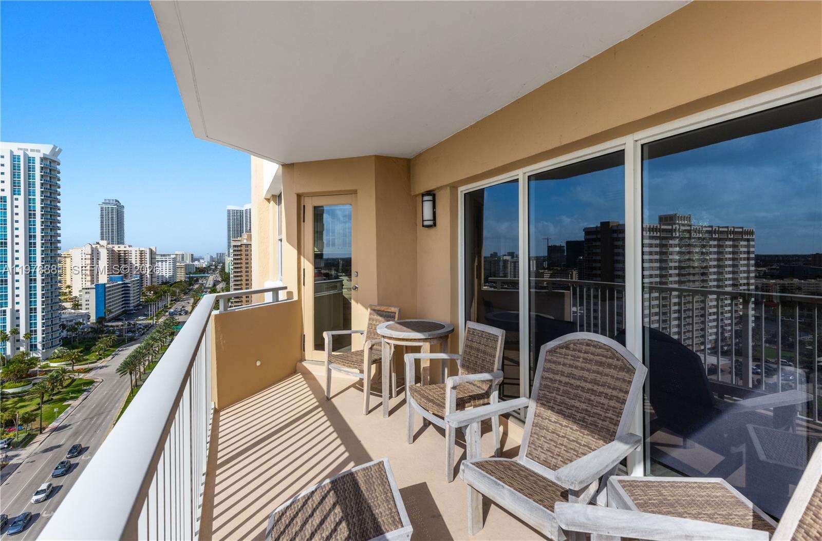 The Hemispheres at 1980 Ocean Dr, Hallandale Beach, FL 33009 - For Sale photo 6