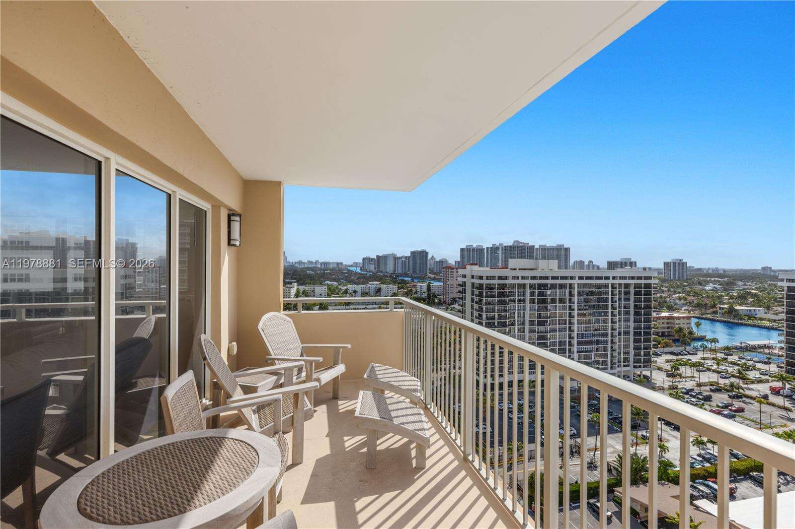 The Hemispheres at 1980 Ocean Dr, Hallandale Beach, FL 33009 - For Sale photo 7