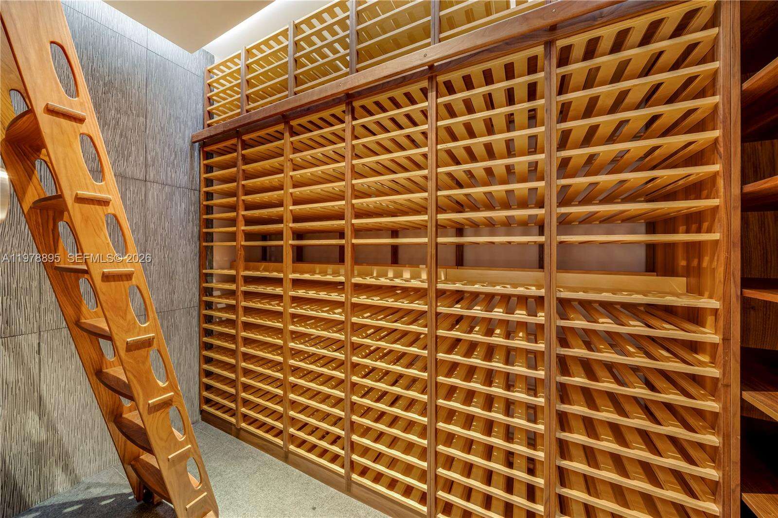 Trump Royale at 18201 Collins Ave, Sunny Isles Beach, FL 33160 - For Sale photo 24