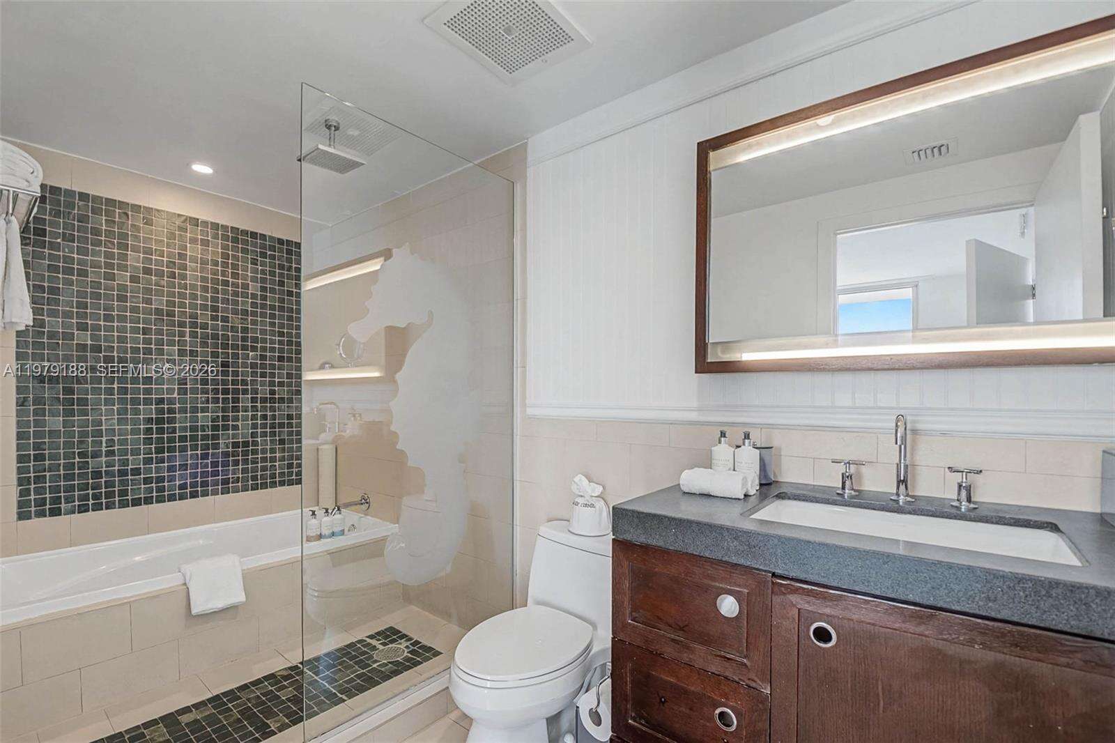 Sole at Sunny Isles Beach, FL 33160 - For Sale photo 5