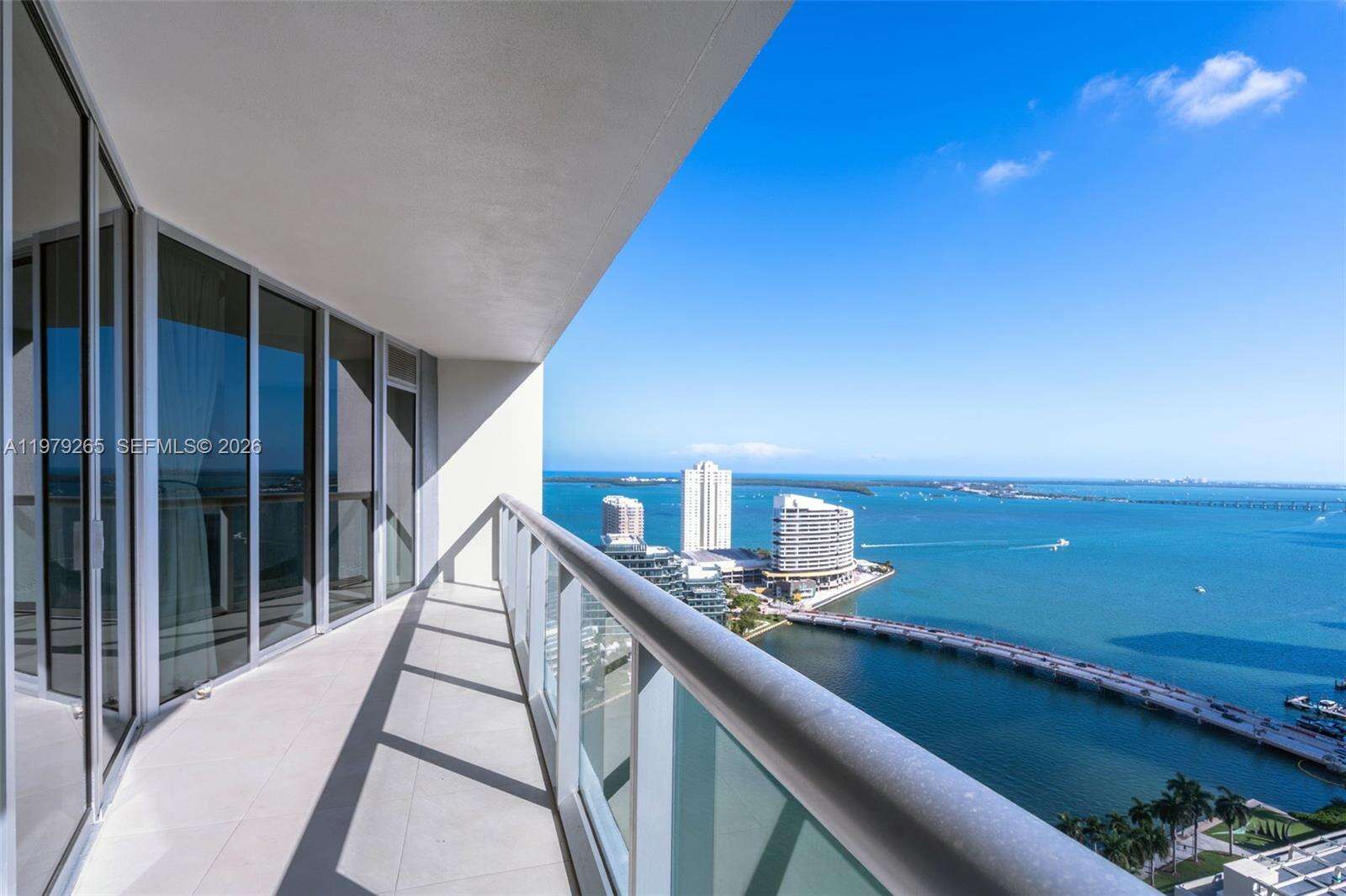 Icon Brickell 2 at 495 Brickell Ave, Miami, FL 33131 - For Sale photo 1