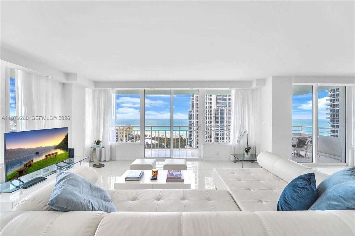 SOUTH POINTE TOWERS CONDO I - 400 Pointe Dr, Miami Beach, FL 33139 | Picture 1