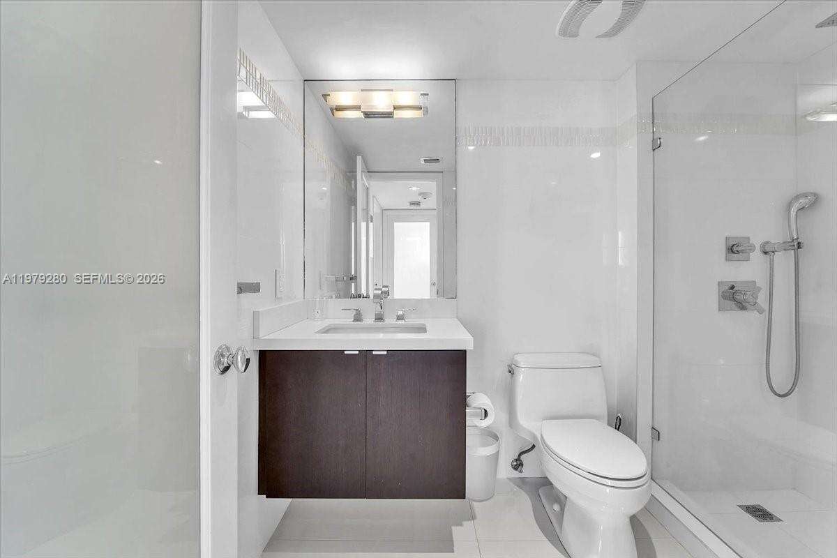 SOUTH POINTE TOWERS CONDO I - 400 Pointe Dr, Miami Beach, FL 33139 | Picture 33