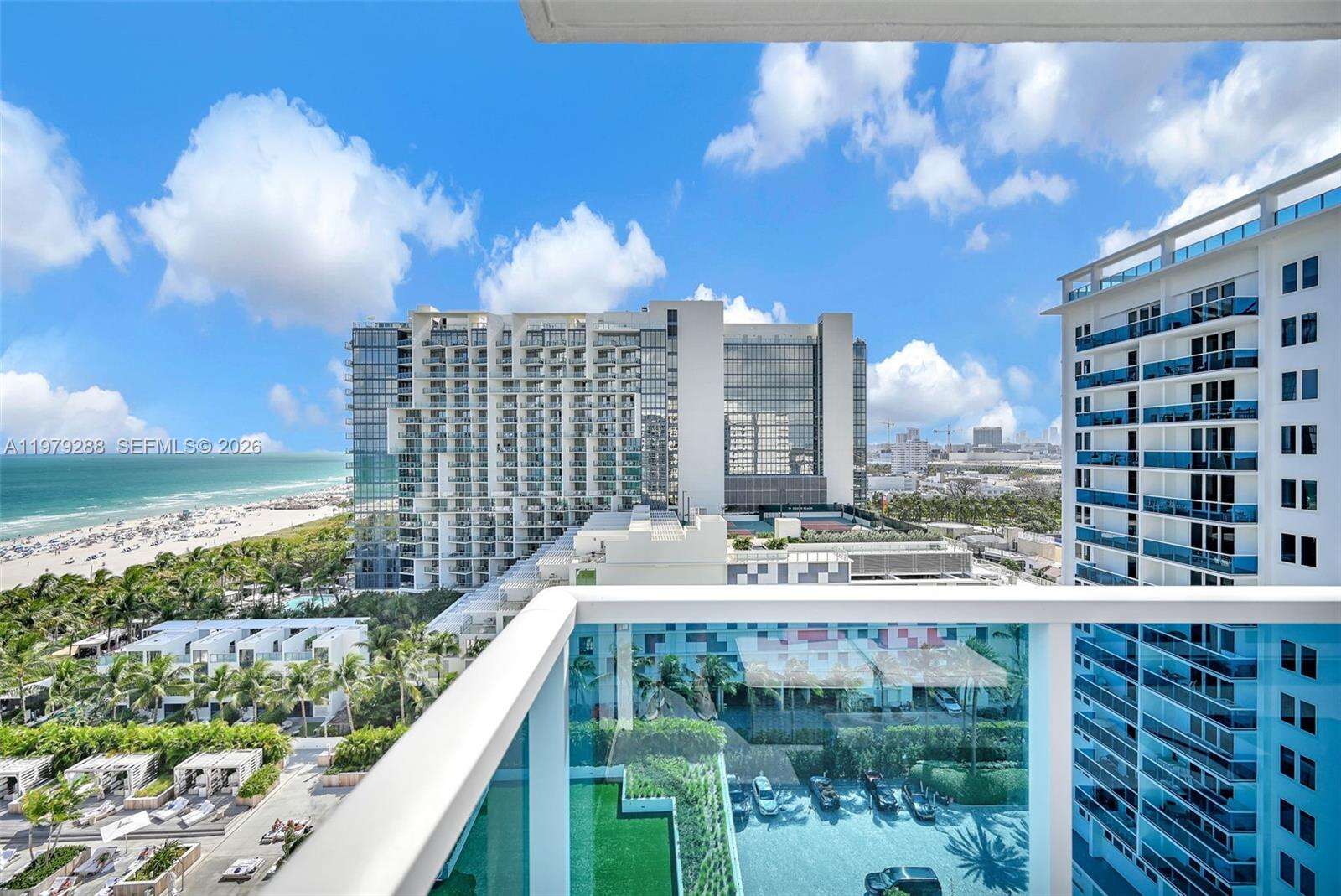 RONEY PALACE - 2301 Collins Ave, Miami Beach, FL 33139 | Picture 2