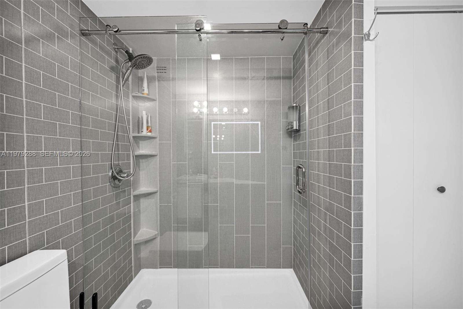 RONEY PALACE - 2301 Collins Ave, Miami Beach, FL 33139 | Picture 18