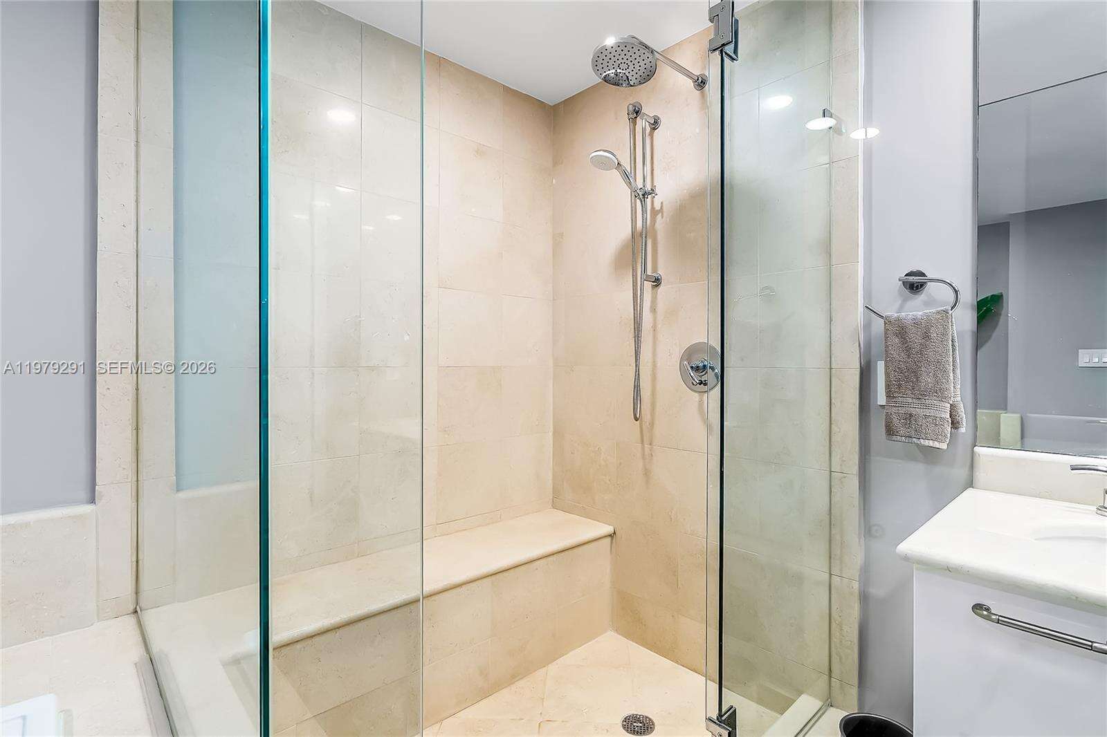 OCEAN PALMS - 3101 Ocean Dr, Hollywood, FL 33019 | Picture 11