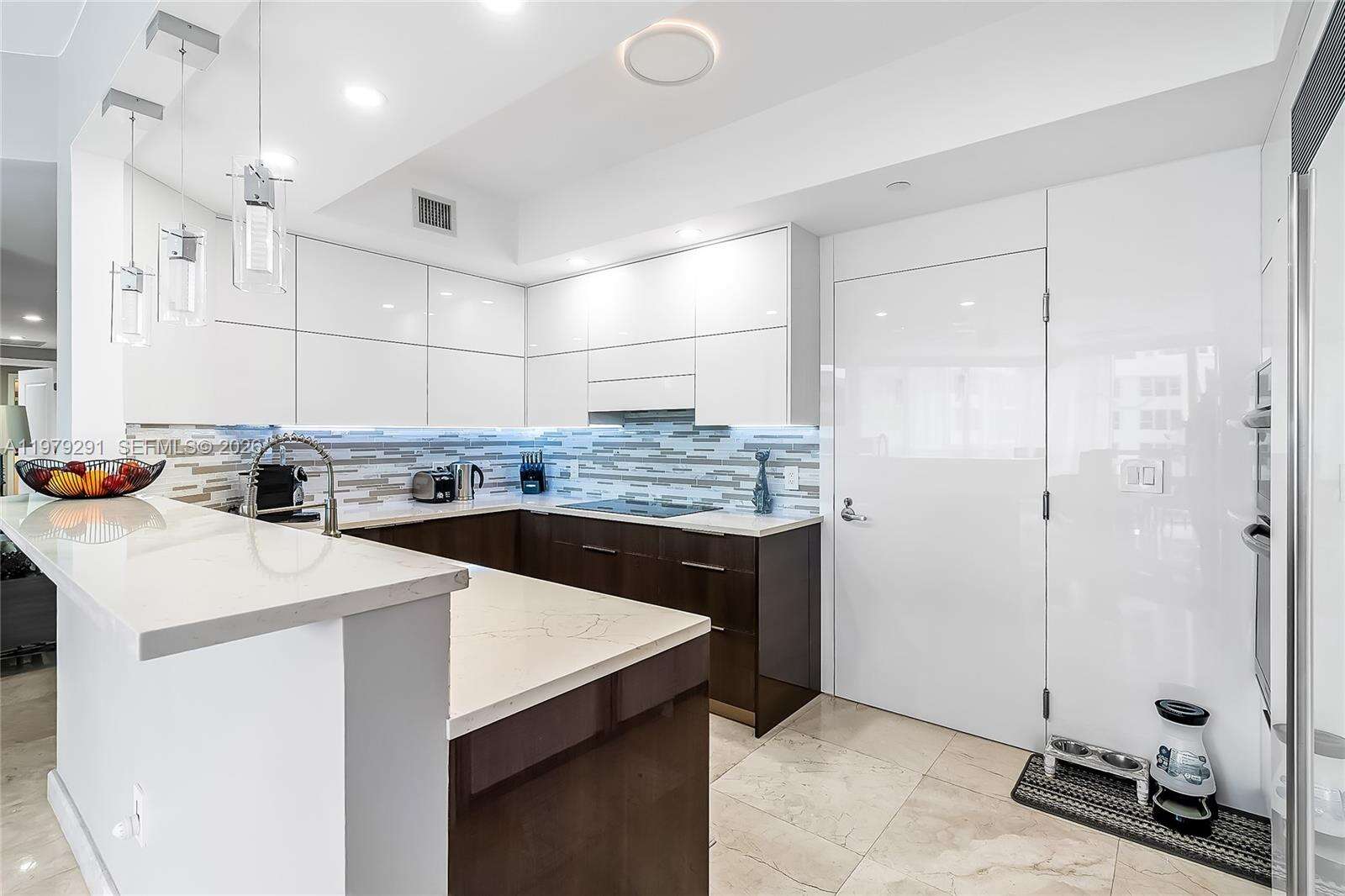 OCEAN PALMS - 3101 Ocean Dr, Hollywood, FL 33019 | Picture 31