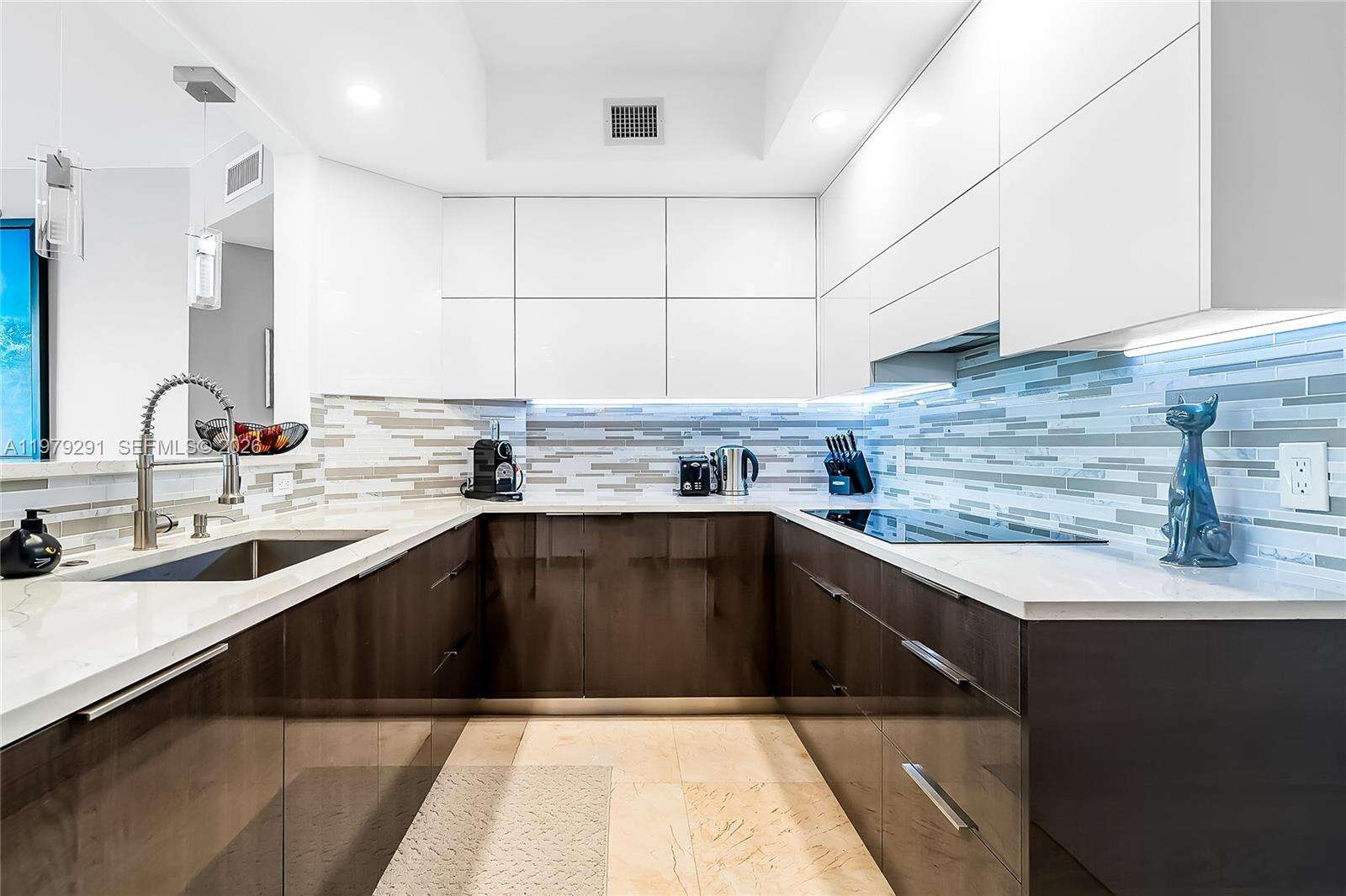 OCEAN PALMS - 3101 Ocean Dr, Hollywood, FL 33019 | Picture 32