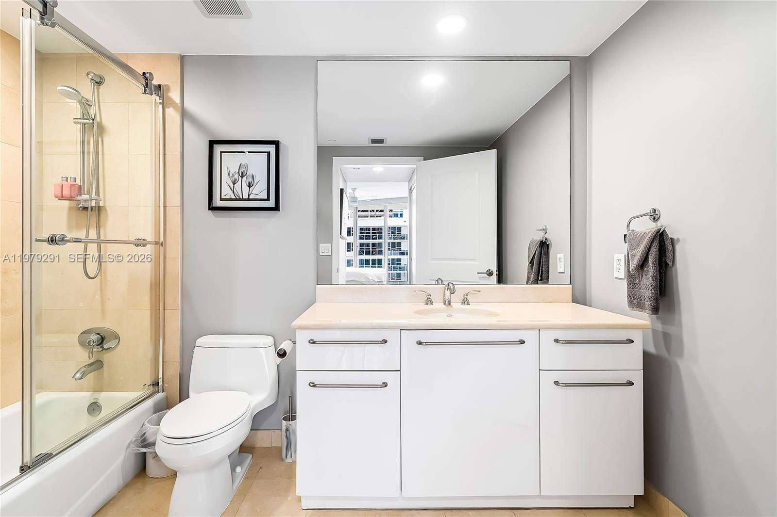 OCEAN PALMS - 3101 Ocean Dr, Hollywood, FL 33019 | Picture 41