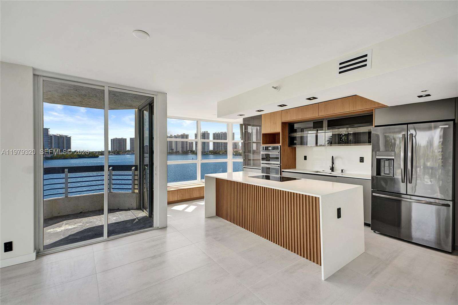Mystic Pointe Tower 500 at 3530 Mystic Pointe Dr, Aventura, FL 33180 - For Sale photo 1