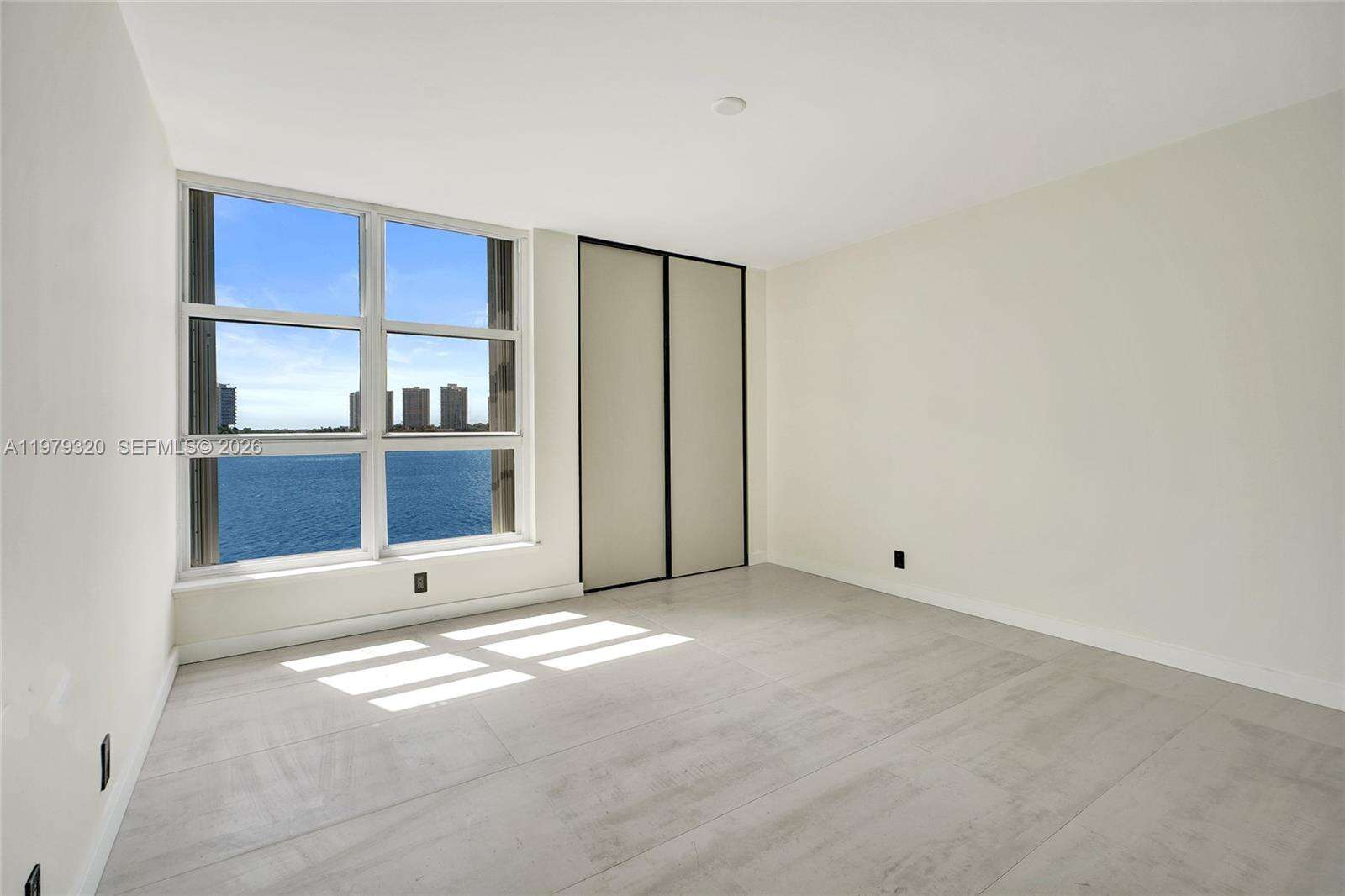 Mystic Pointe Tower 500 at 3530 Mystic Pointe Dr, Aventura, FL 33180 - For Sale photo 14