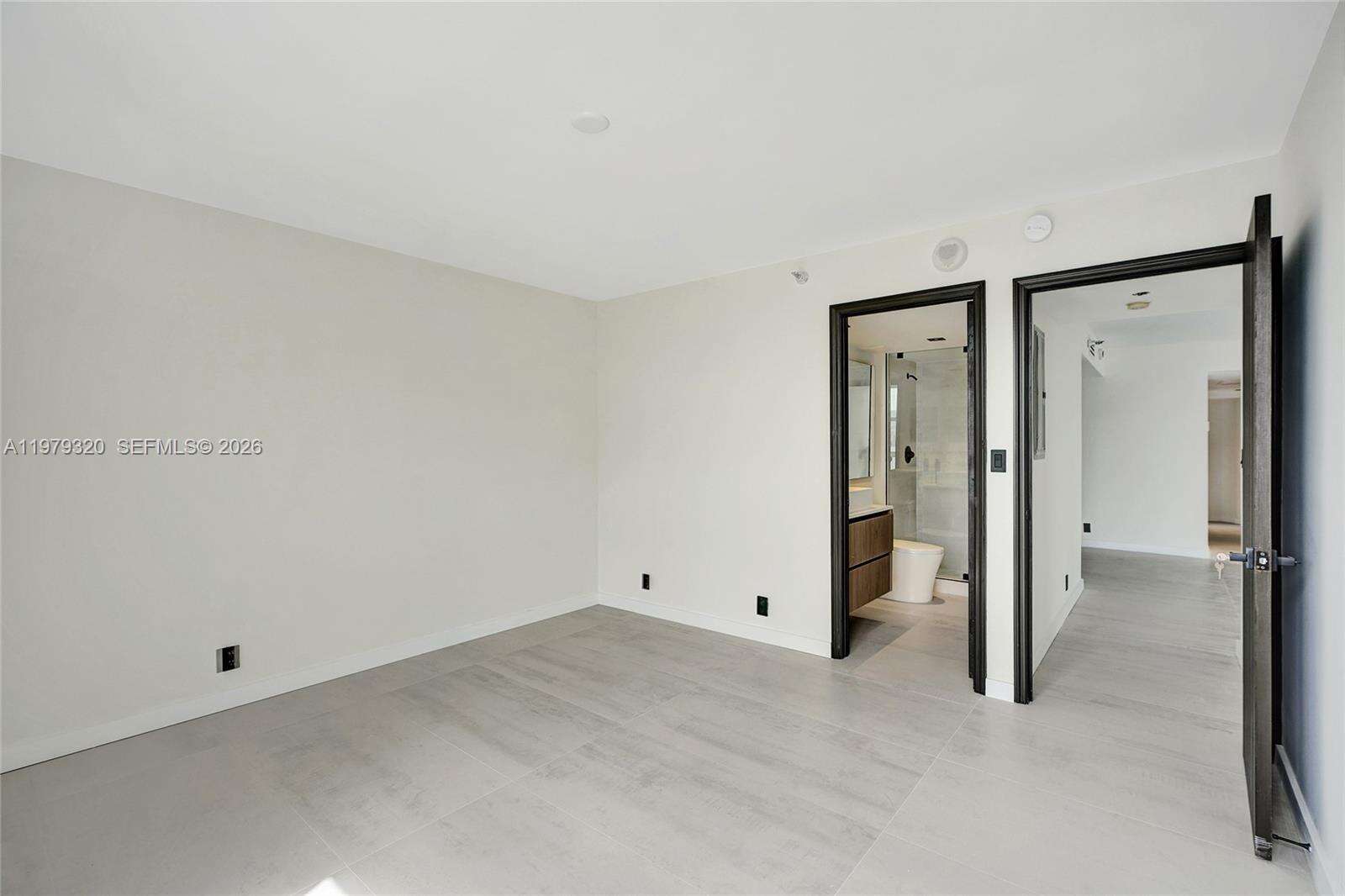 Mystic Pointe Tower 500 at 3530 Mystic Pointe Dr, Aventura, FL 33180 - For Sale photo 15