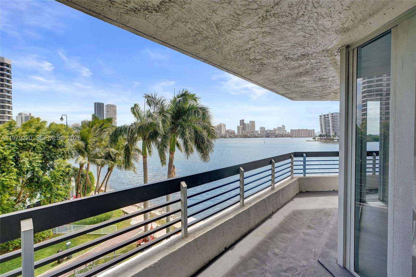 Mystic Pointe Tower 500 at 3530 Mystic Pointe Dr, Aventura, FL 33180 - For Sale photo 35