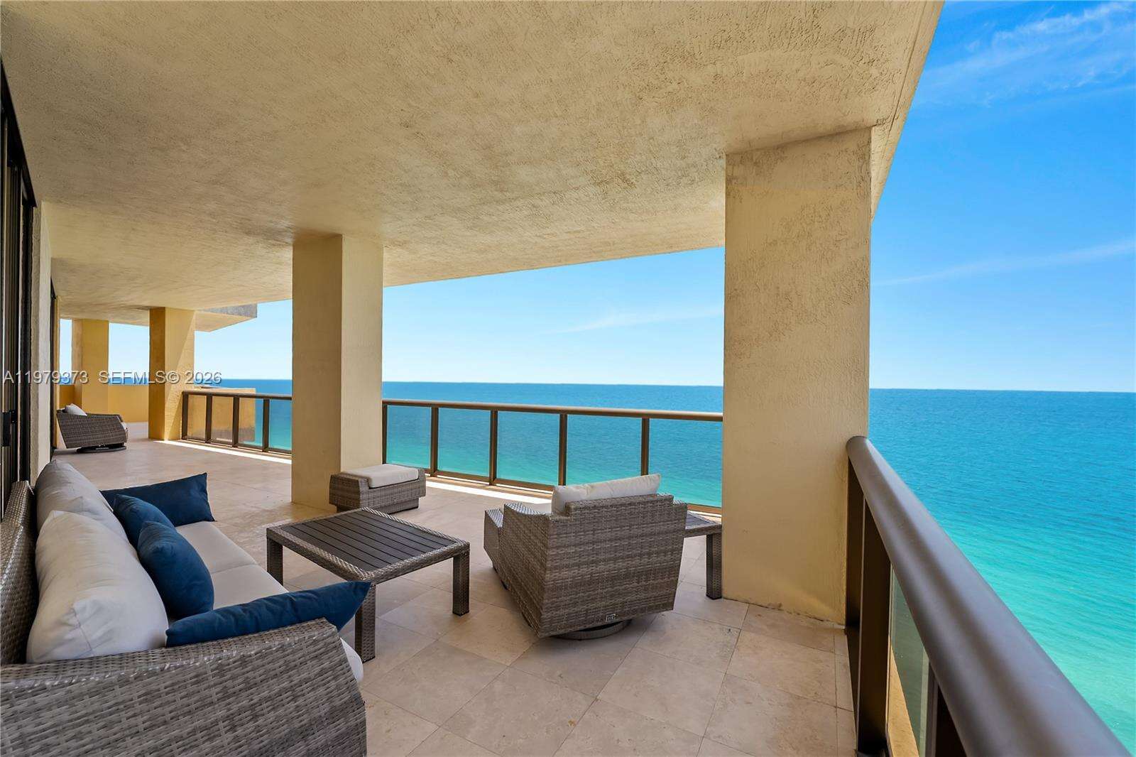 SAYAN - 16275 Collins Ave, Sunny Isles Beach, FL 33160 | Picture 1
