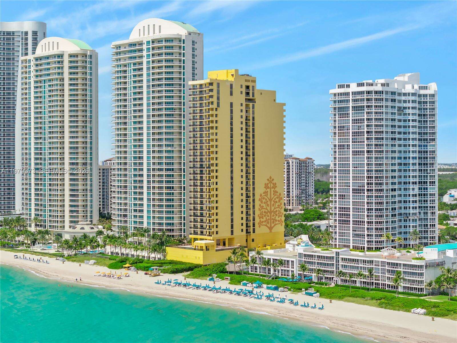 SAYAN - 16275 Collins Ave, Sunny Isles Beach, FL 33160 | Picture 36