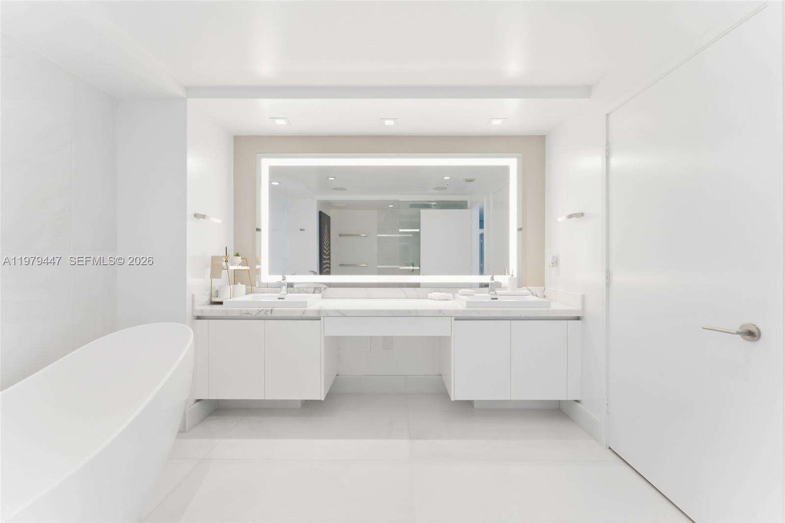 PARQUE TOWERS - 330 Sunny Isles Blvd, Sunny Isles Beach, FL 33160 | Picture 20