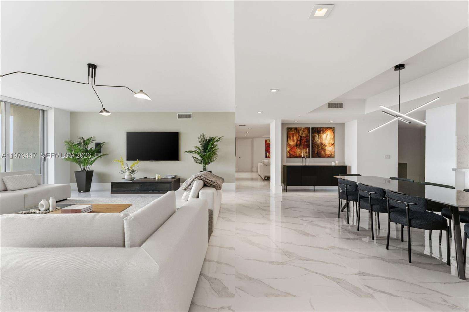 PARQUE TOWERS - 330 Sunny Isles Blvd, Sunny Isles Beach, FL 33160 | Picture 3