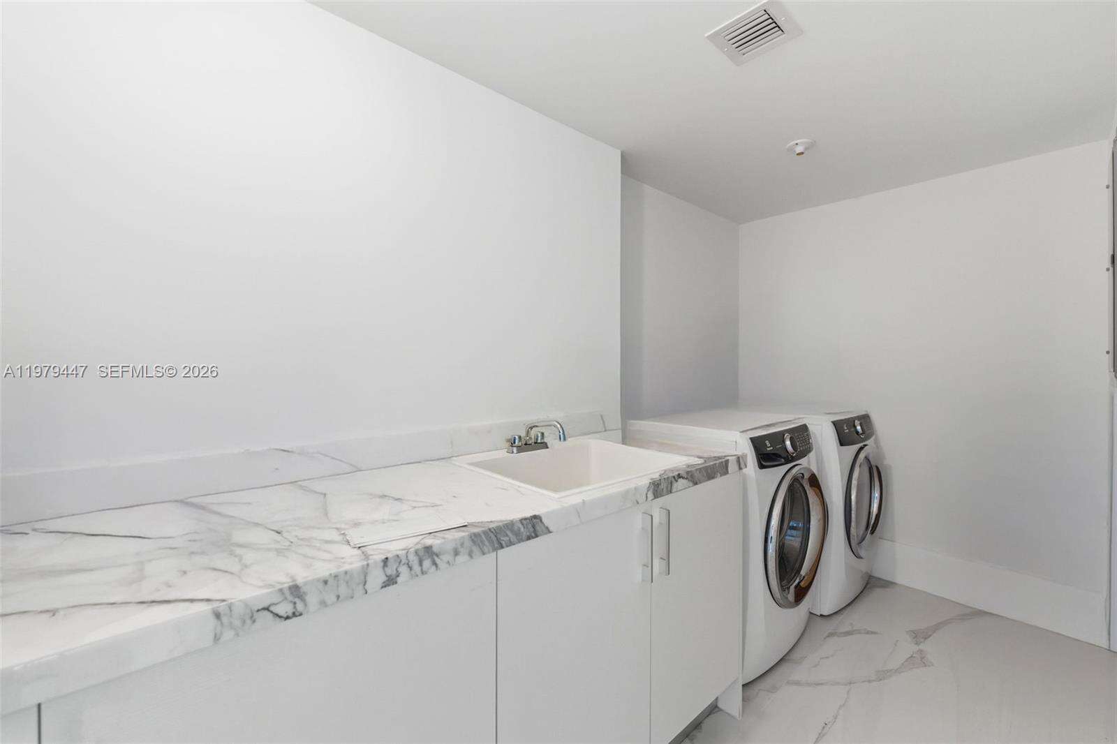 PARQUE TOWERS - 330 Sunny Isles Blvd, Sunny Isles Beach, FL 33160 | Picture 28