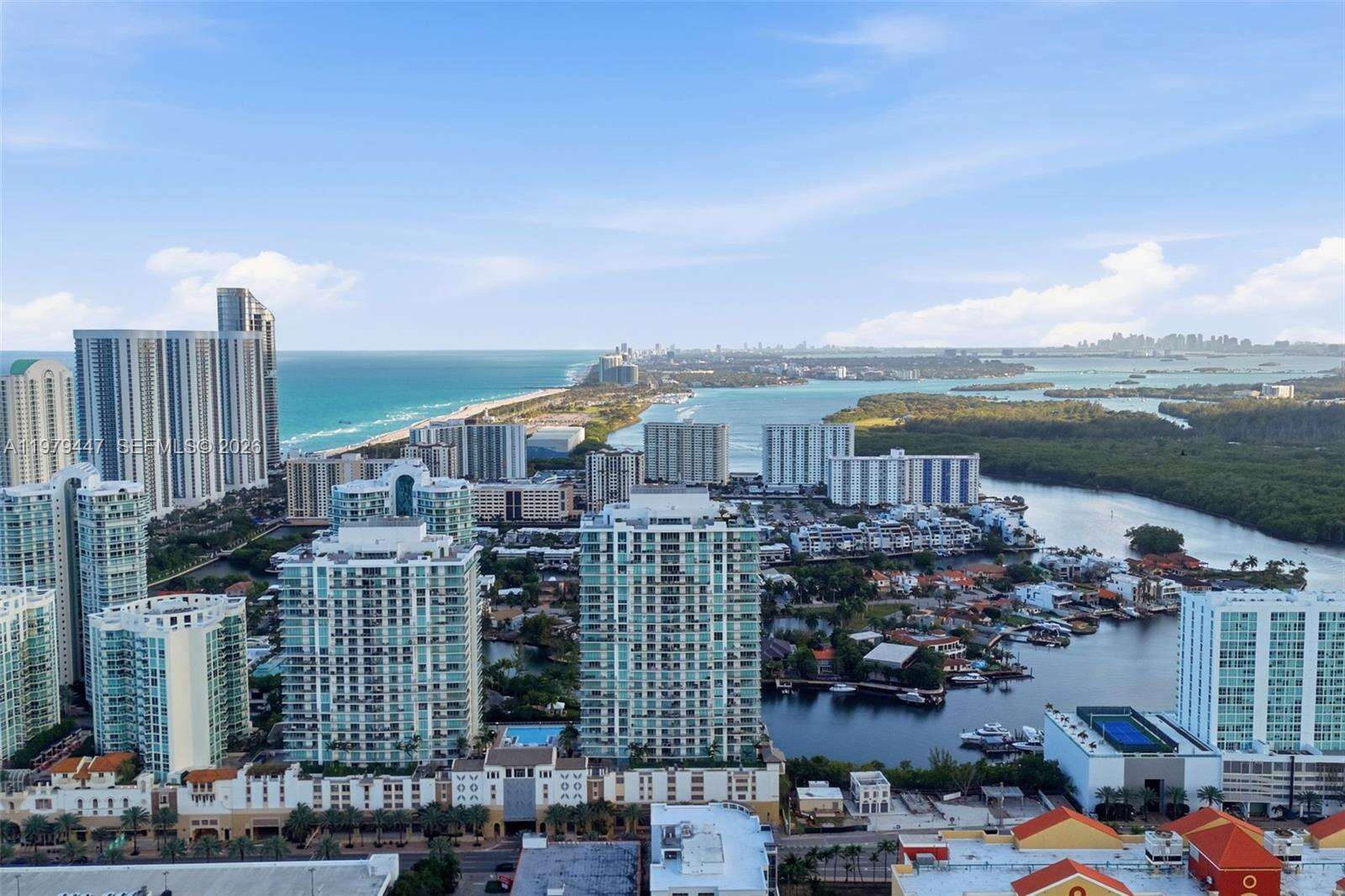 PARQUE TOWERS - 330 Sunny Isles Blvd, Sunny Isles Beach, FL 33160 | Picture 31