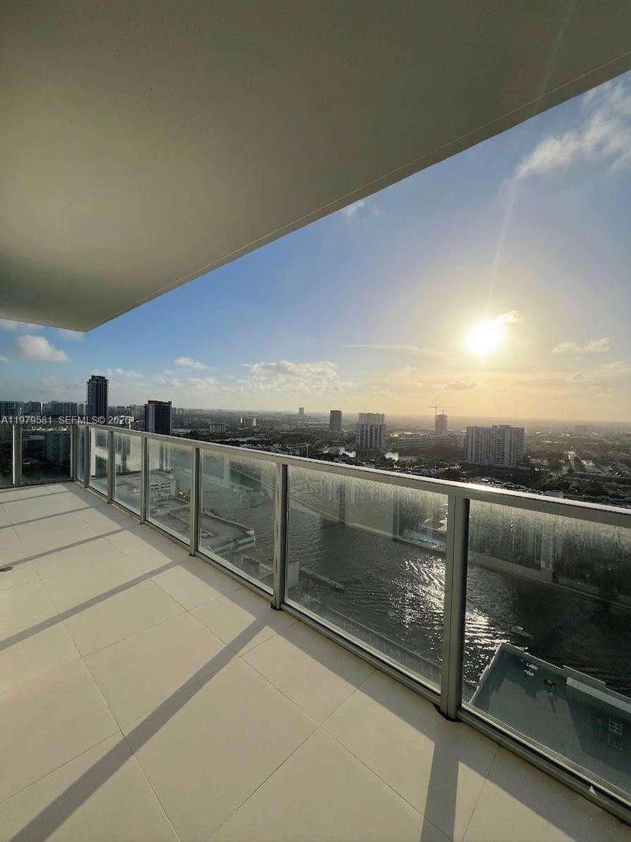 OCEAN PALMS - 3101 Ocean Dr, Hollywood, FL 33019 | Picture 32