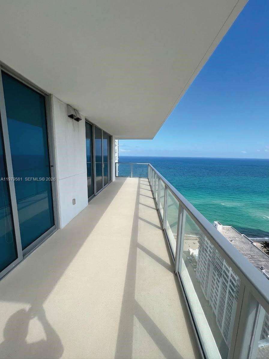 OCEAN PALMS - 3101 Ocean Dr, Hollywood, FL 33019 | Picture 34
