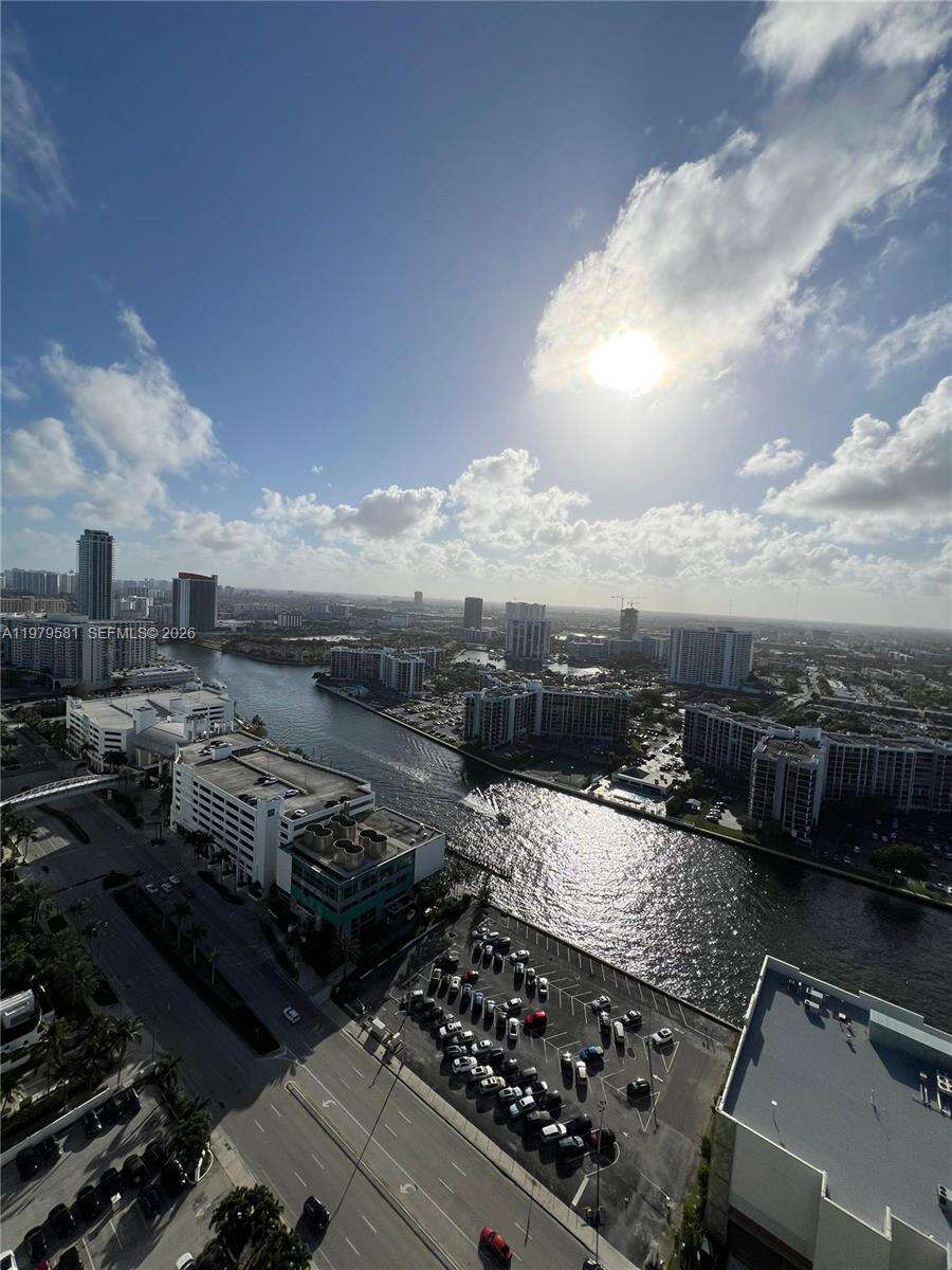 OCEAN PALMS - 3101 Ocean Dr, Hollywood, FL 33019 | Picture 37