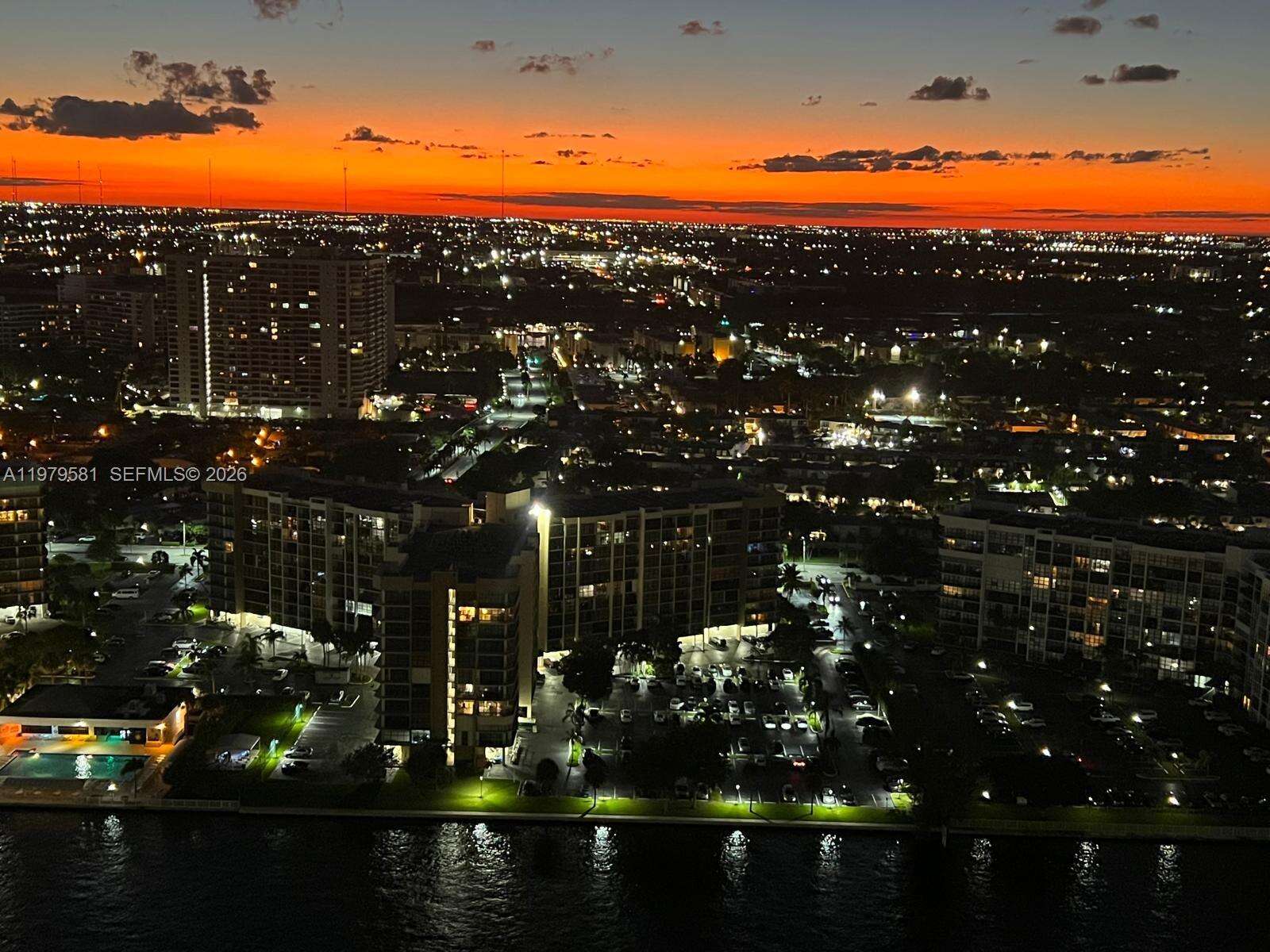 OCEAN PALMS - 3101 Ocean Dr, Hollywood, FL 33019 | Picture 40